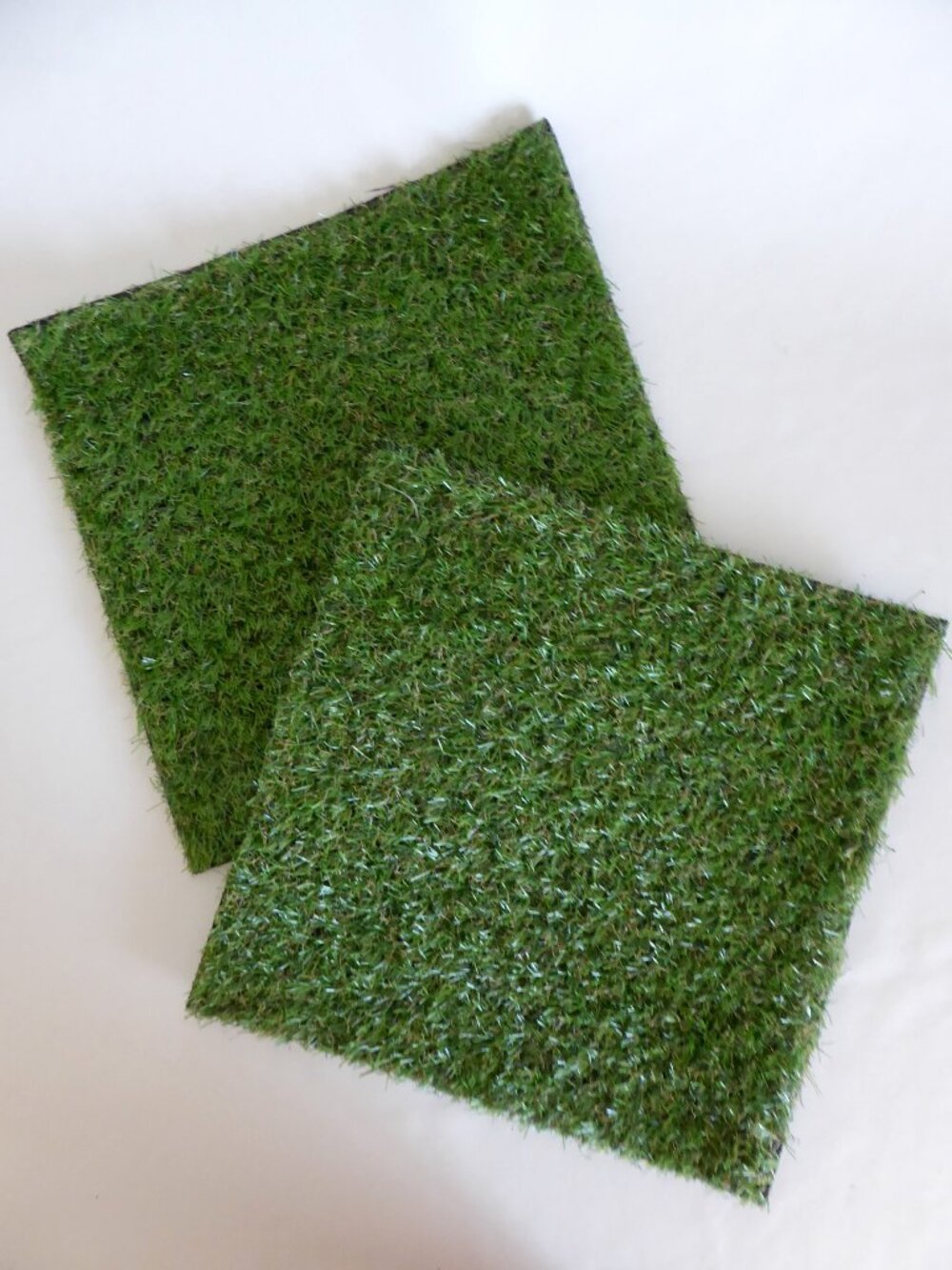 NEW 11.75” SQUARE ASTROTURF ARTIFICIAL GRASS SQUARE CRAFTING